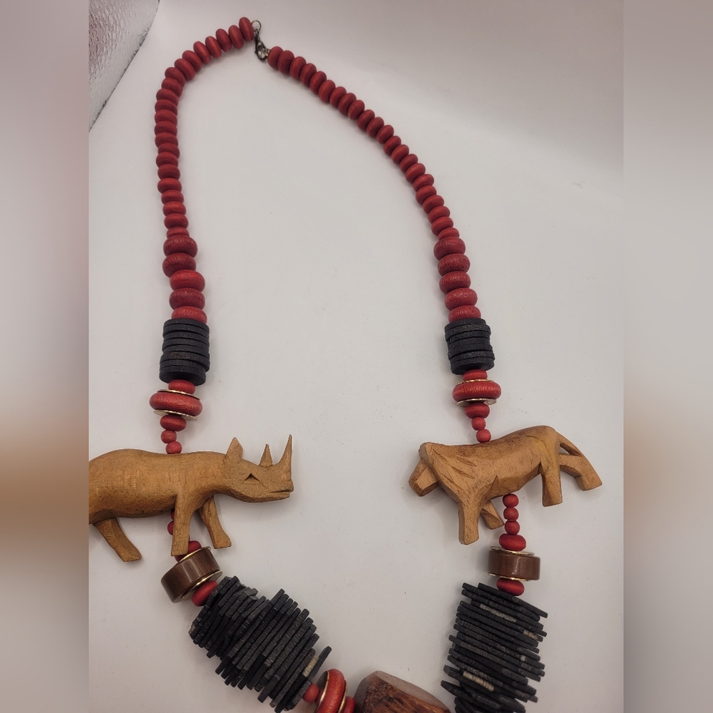 Vintage Hand Carved Wood Safari Animal Bead Necklace